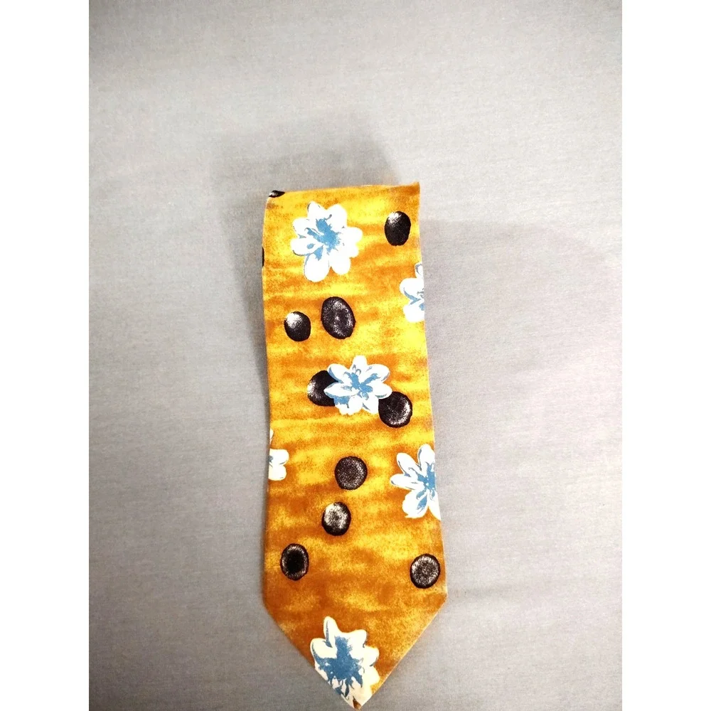 Hugo Boss Silk Tie Men Gold Floral Abstract Made in Italy‎ 57